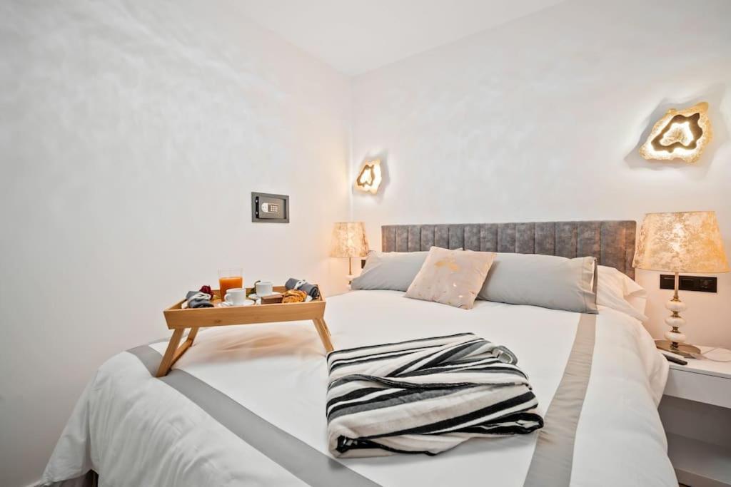 Apartment In The Heart Puerto Banus Luxurious