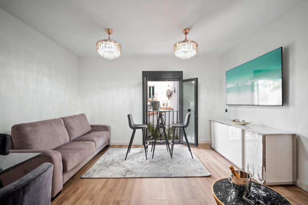 In The Heart Puerto Banus Luxurious Apartment *